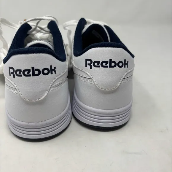 NWT Reebok Club MEMT White Navy Leather Memory Tech Sneakers Size 8