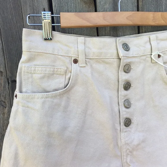 NWT Reformation Charlie Exposed Button Fly Jean Shorts Almond 28