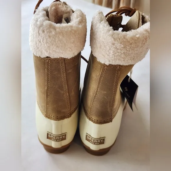 NWT || SPERRY || Saltwater duck boots