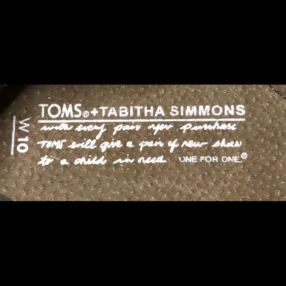 NWT TOMS   tabitha simmons Flats Size 10