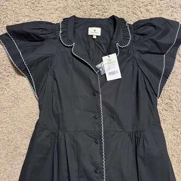 NWT Tuckernuck Alice midi dress, black with white scalloped trim, sz M