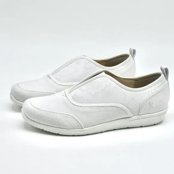 NWT Vionic Denver Canvas Slip-On Sneakers with Snake-Print Detail White 11