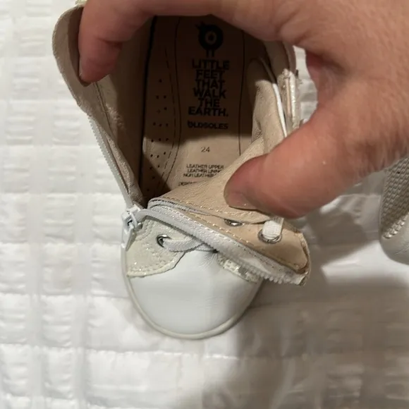 OLD SOLES White Leather Glitter High Top Sneakers Baby Toddler Size 24 Zip Up