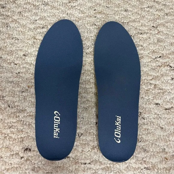 OluKai Men’s Lae’ahi Slip On Sneaker Loafers in Pavement Grey Size 8