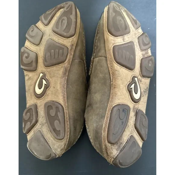 OluKai Moloa Mens 8 Shoes Brown Leather Slip On Casual Slipper Convert loafers