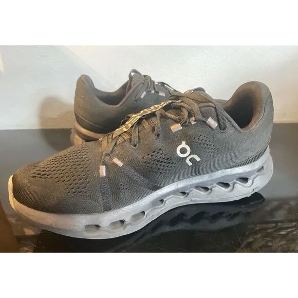 On Cloudsurfer Men’s Running Sneakers Black/Gray Size 11.5 Medium Front Laces