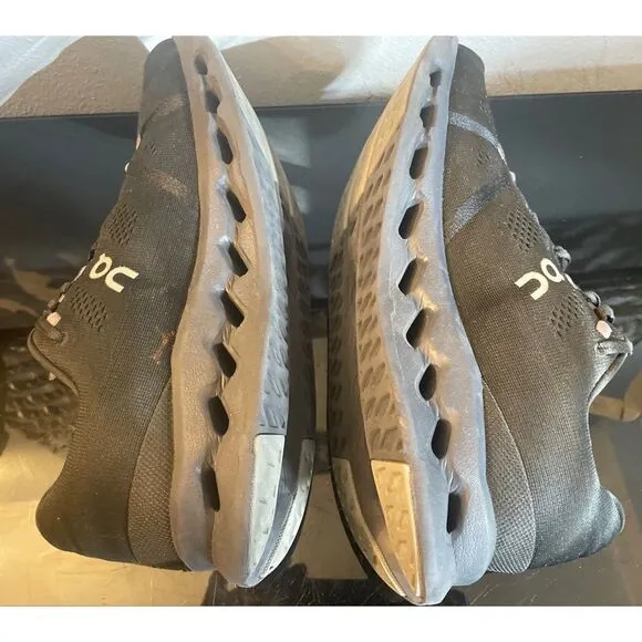 On Cloudsurfer Men’s Running Sneakers Black/Gray Size 11.5 Medium Front Laces