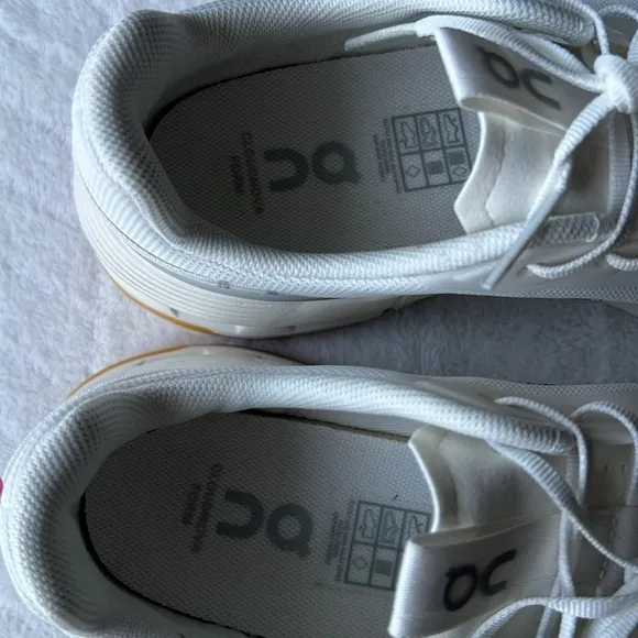 On Running Cloudnova Form 2 White/Ivory Sneakers