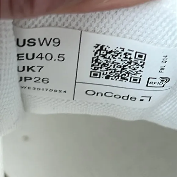 On Running Cloudnova Form 2 White/Ivory Sneakers