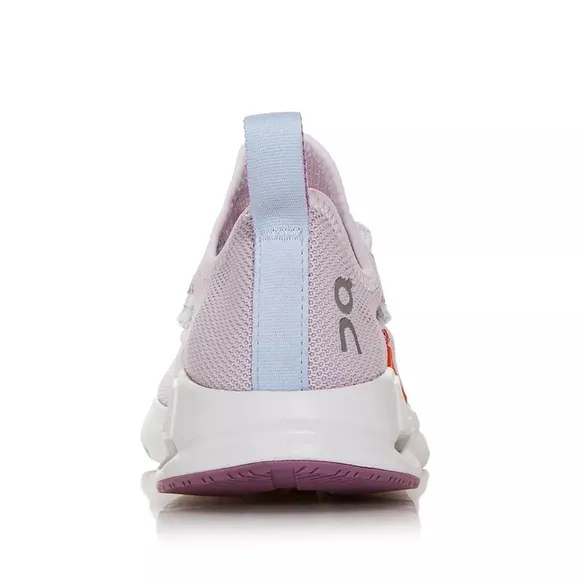 On RunningOn Women's Cloudeasy Sneaker Orchid /Lavender size 8 like new
