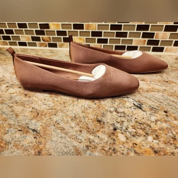 Open Edit Tan Mocha Flats , Size 6, New With Box