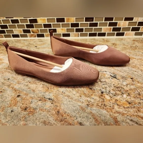 Open Edit Tan Mocha Flats , Size 6, New With Box