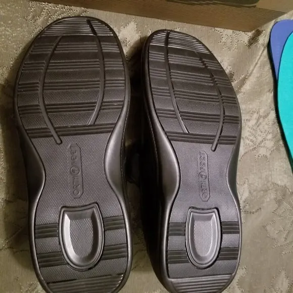 Orthofeet Men's Lincoln Cntr Loafers Size 10W NWT