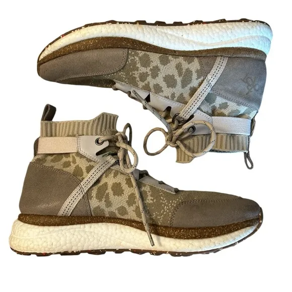 OTBT HYBRID in KHAKI Knit and Leather High Top Sneakers - Size 10