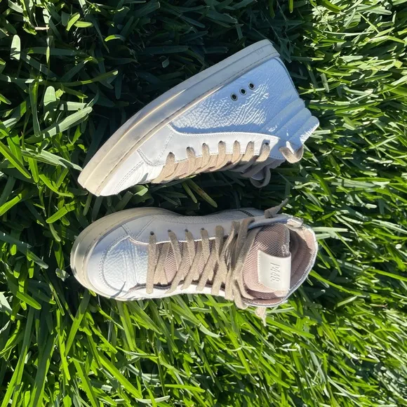 P448 high top white patent leather sneakers Medusa color size 35 US 5