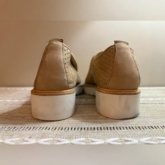 PAUL GREEN Cailey Tan Perforated Platform Loafers Women’s Size 8.5 (6)