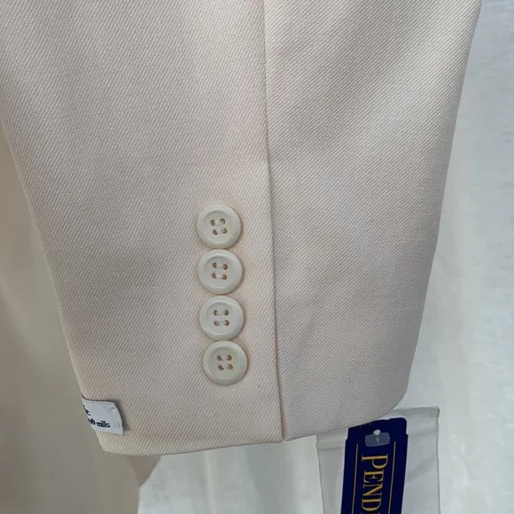 Pendleton Plus 100% Virgin Wool Ivory Cream Blazer NWT 20W