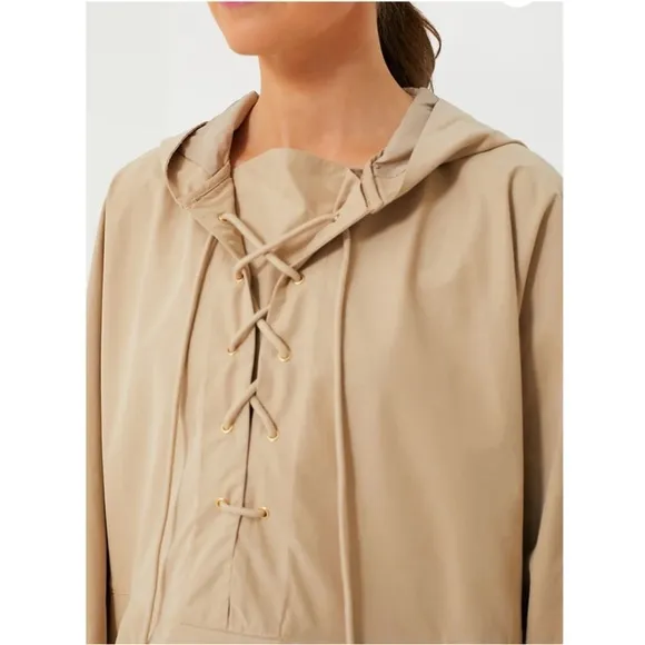 POMANDER PLACE Beige Sterling Pullover