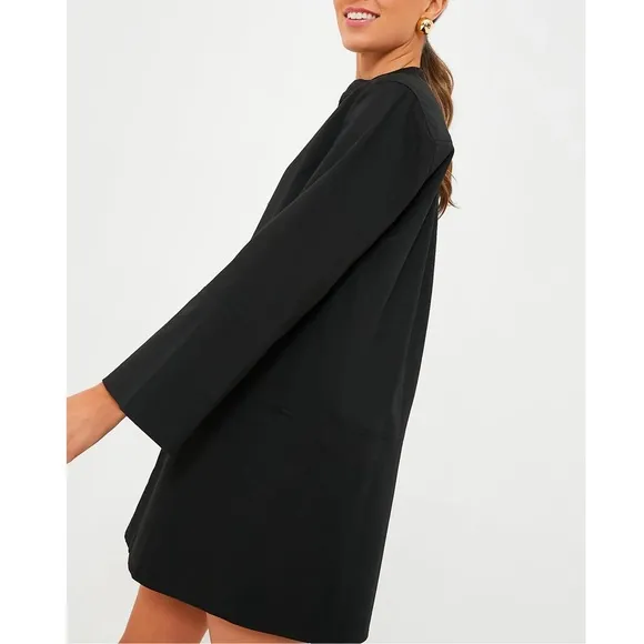 POMANDER PLACE Black Roxanne Dress