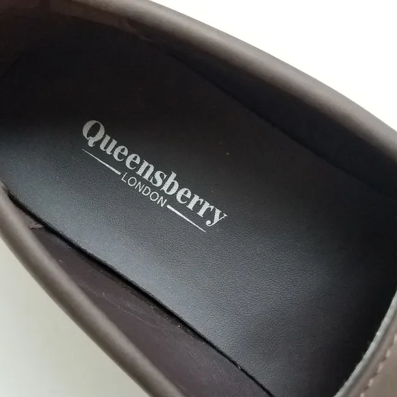 QUEENSBERRY LONDON Men's Sailer  Slip-on Loafers Size 40