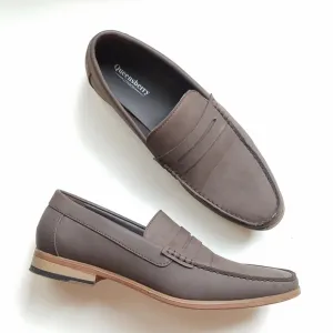 QUEENSBERRY LONDON Men's Sailer  Slip-on Loafers Size 40
