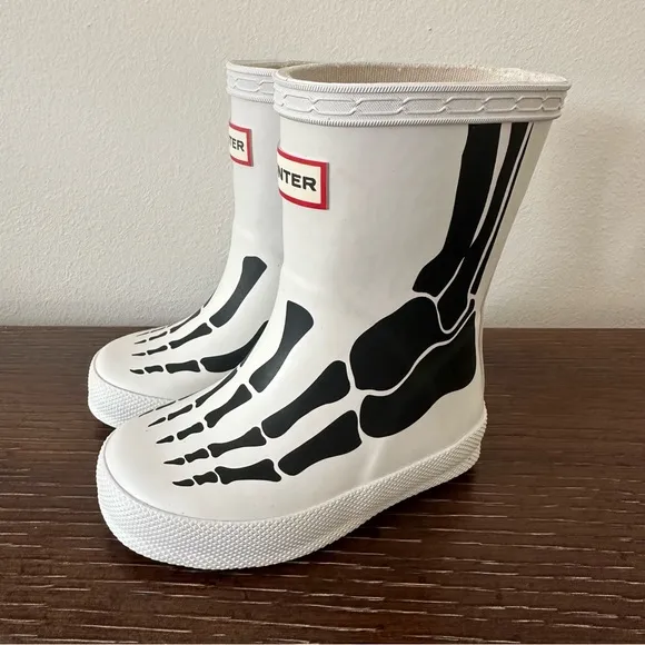 RARE Hunter Skeleton Boots