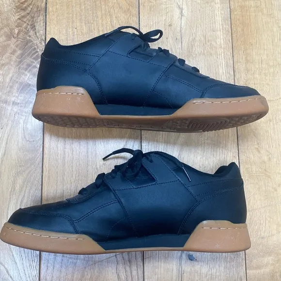 Reebok Classic Black and Tan Men’s Sneakers