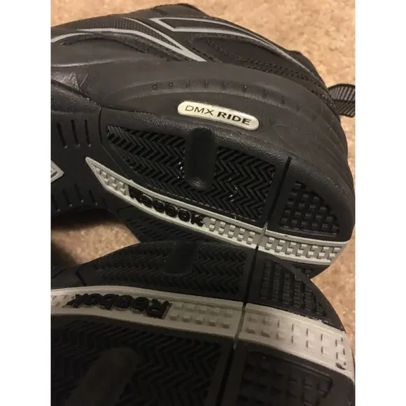 Reebok Men's Athletic Sneakers Shoes Size 8 Black Gray