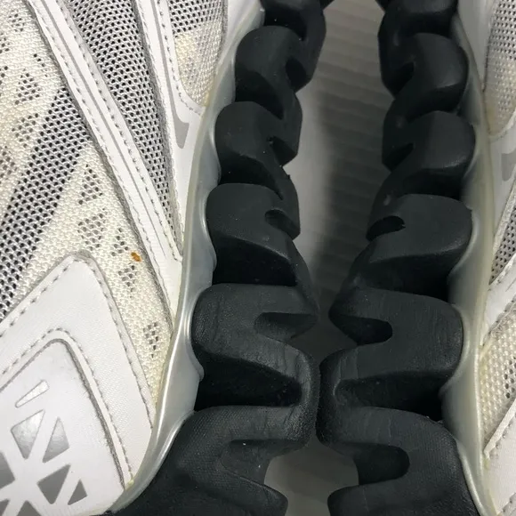 Reebok Zig Tech Sonic Mens Size 6.5 White Black Athletic Shoes Sneakers
