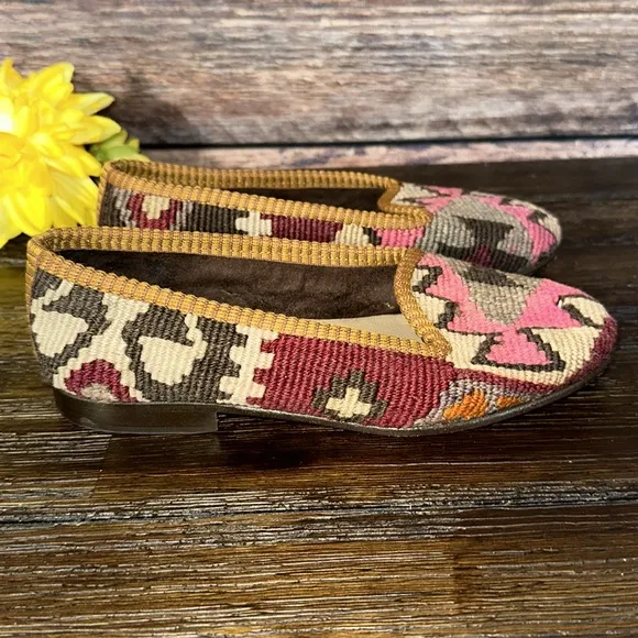 Res Ipsa Kilim loafers in Pink &amp; Burgundy Aztec Print!