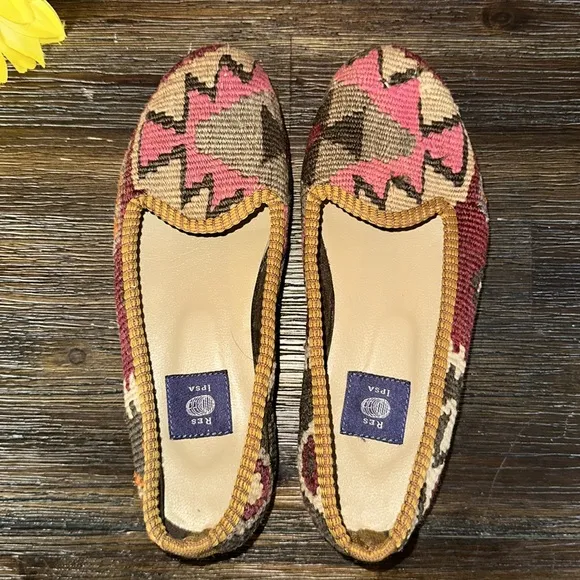 Res Ipsa Kilim loafers in Pink &amp; Burgundy Aztec Print!
