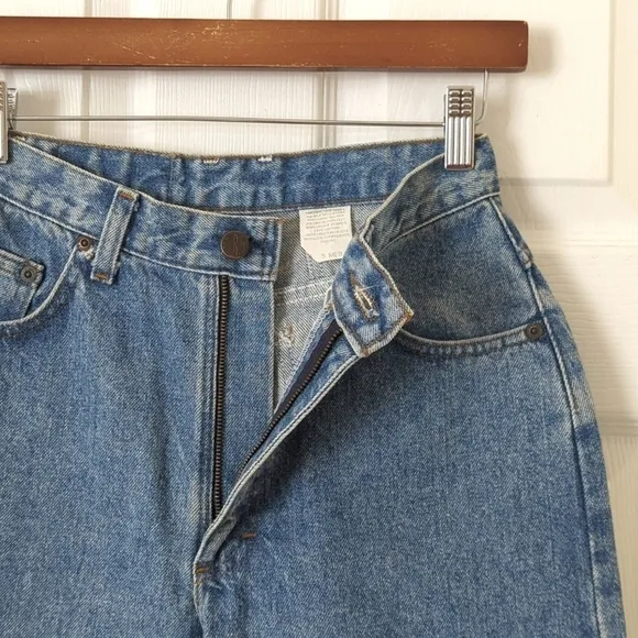Riders 90's Vintage Deadstock Medium Wash High Rise Easy Fit Tapered Leg Jeans 5