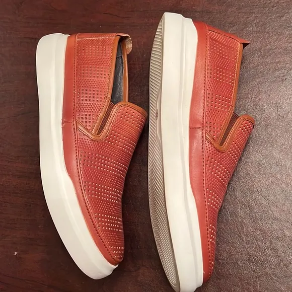 Robert Graham slip on loafers size 8