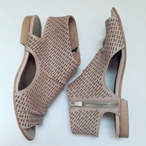 RON WHITE Aerika Leather Laser Cut Shield Sandal Creamy Tan Sz Eur 36 US 5.5 6