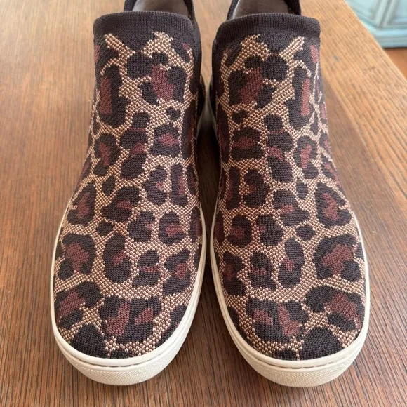 Rothy’s Wildcat Leopard Print High Top Chelsea Boot Pull-on Knit Sneakers Sz 11