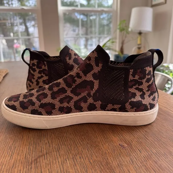 Rothy’s Wildcat Leopard Print High Top Chelsea Boot Pull-on Knit Sneakers Sz 11