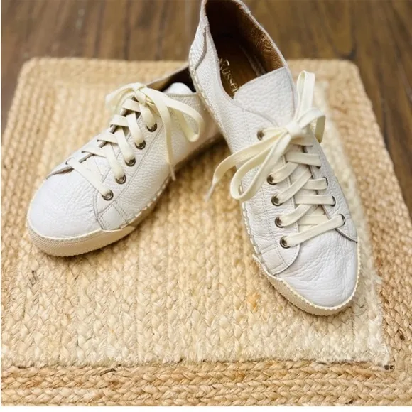 Russell &amp; Bromley Sugar Rush Plimsole White Leather Espadrille Sneakers Size 8