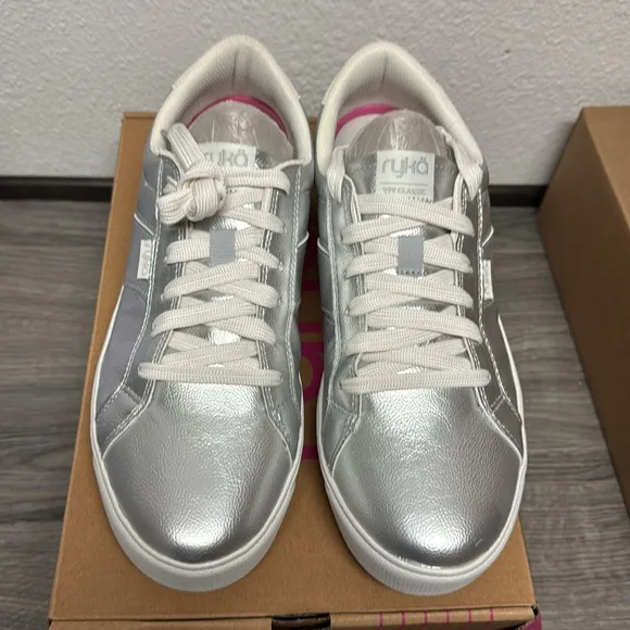 Ryka Classic Sneaker (WIDE)