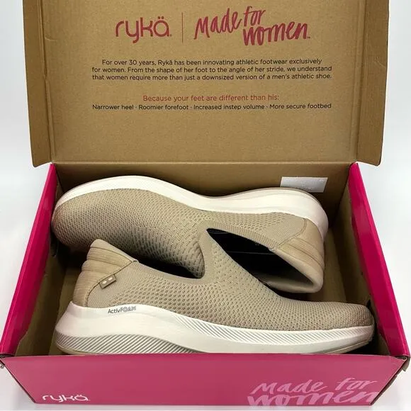 RYKA “FLING” TAN STRETCH KNIT ANATOMICAL INSOLES CASUAL SLIP-ON SNEAKERS🆕
