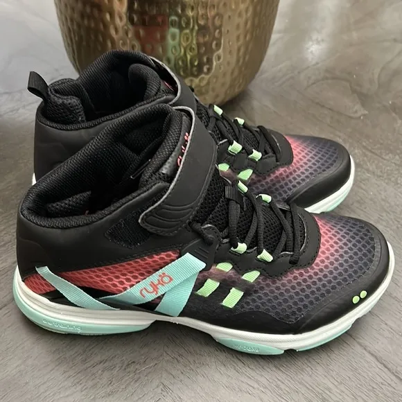 RYKA Women's Devotion XT Mid Top Training Sneakers