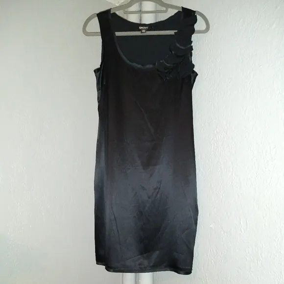 🌺SALE $395 Silk Stretch Blend DKNY Black Mini Dress Donna Karan Abstract Floral