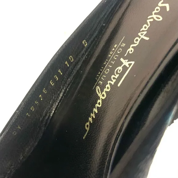 SALVATORE FERRAGAMO Black Slide Sandals