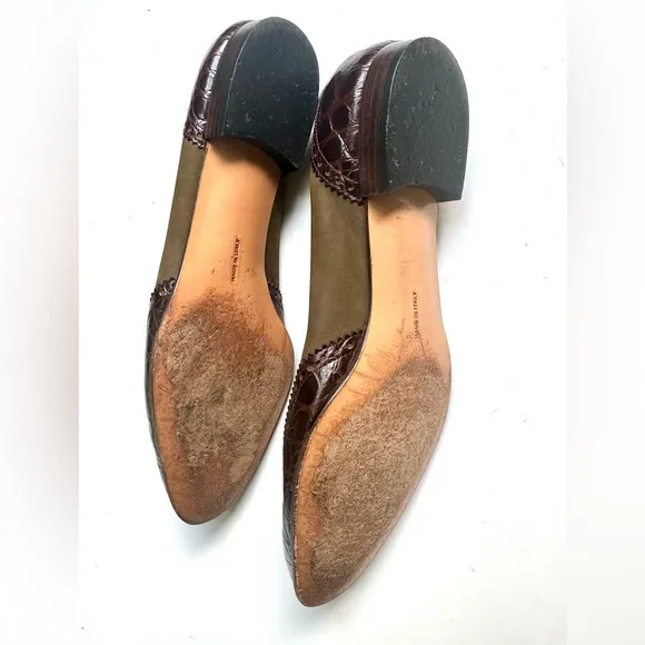 Salvatore Ferragamo Brogue Crocodile embossed &amp; Olive Nabuk leather flats 8.5 B