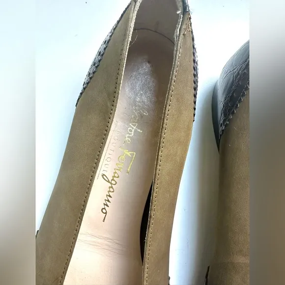 Salvatore Ferragamo Brogue Crocodile embossed &amp; Olive Nabuk leather flats 8.5 B