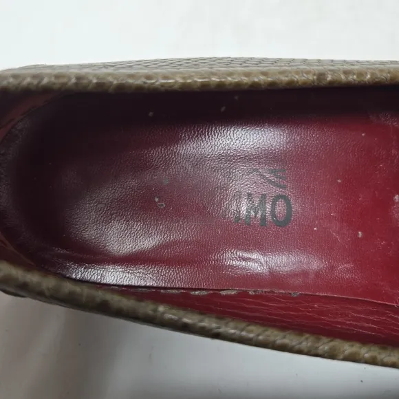 SALVATORE FERRAGAMO Brown Snakeskin Leather Loafers 8B