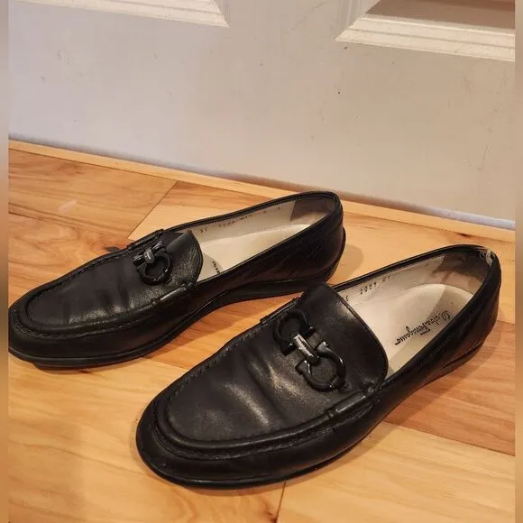 Salvatore Ferragamo made in Italy black loafers