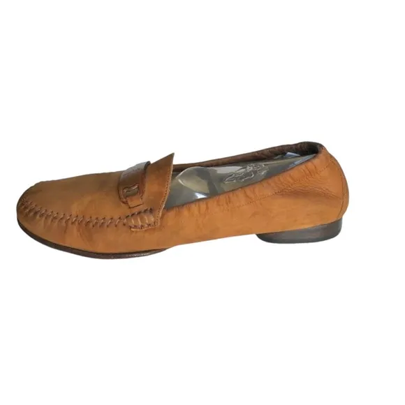 Salvatore Ferragamo Nubuck Leather Loafers Flats British Tan Women’s