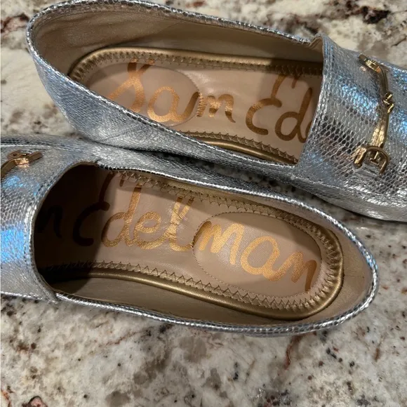 Sam Edelman Women’s Silver Loafers Gold Horsebit hardware size 8.5 metallic