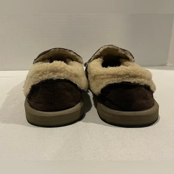 SANUK Chiba Chill Shearing Lined Brown Slip On Loafers Men’s Size 9