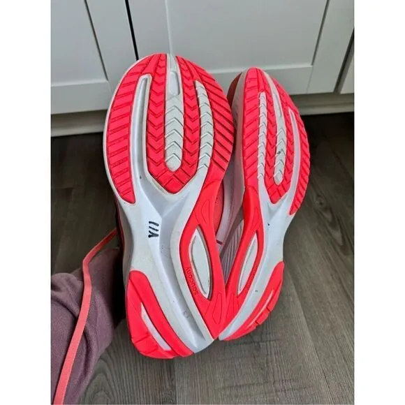 Saucony Guide 15 Women's Running Shoe Sneakers, Women’s 11